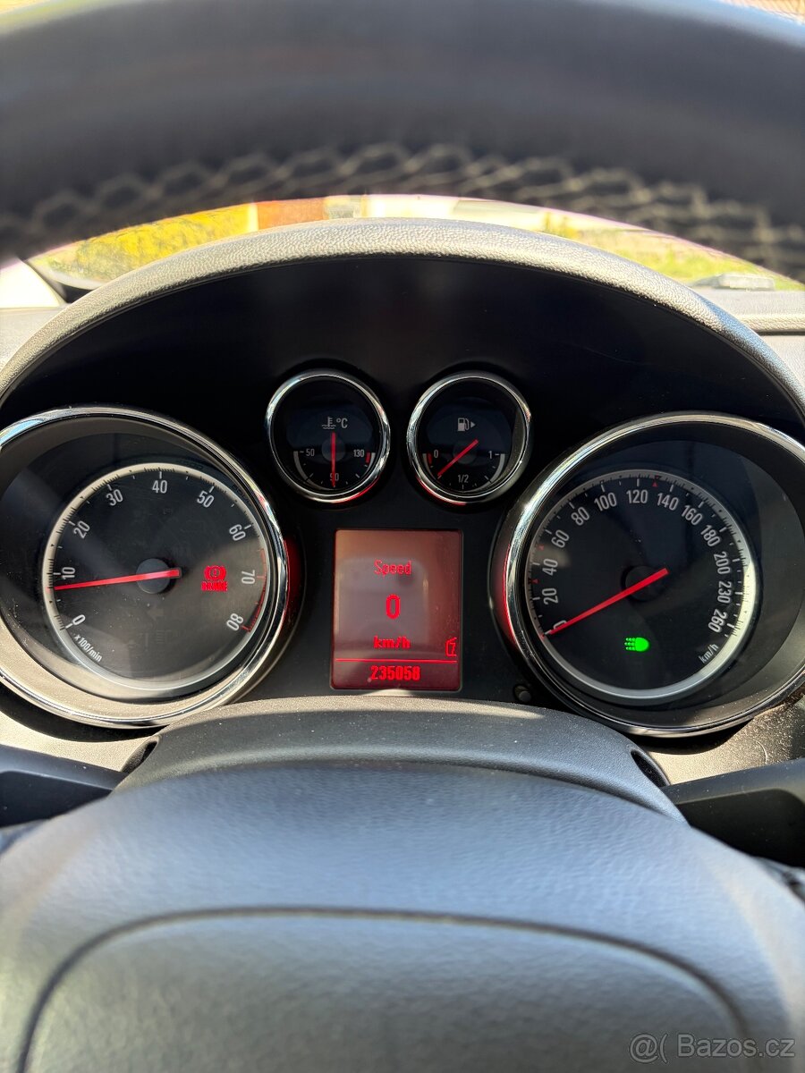 Opel Astra 1.4 - 6