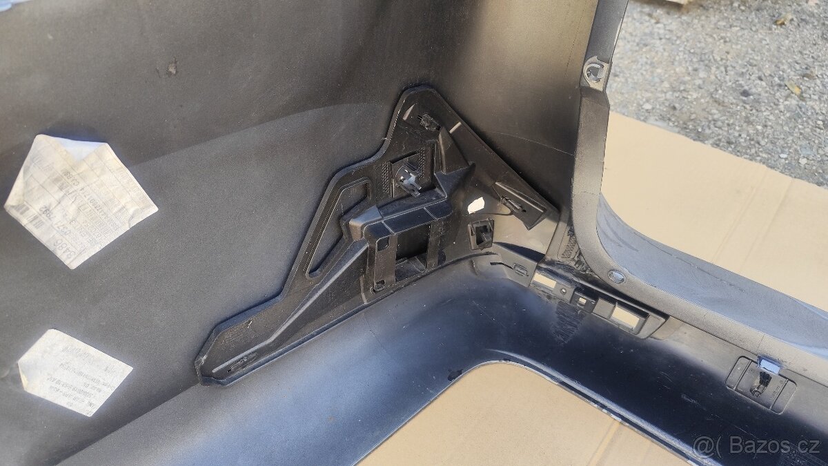 MERCEDES TŘÍDA V CLASS w447 ZADNÍ NÁRAZNÍK - 6