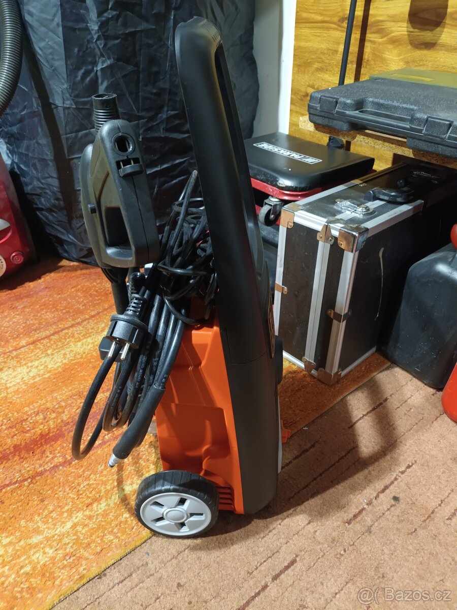 Vysokotlaký čistič Black & Decker - 6