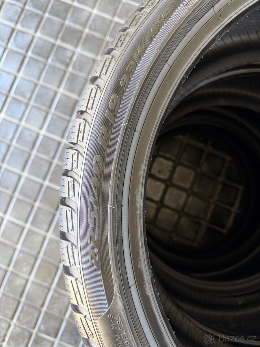 Pirelli Sottotero3 225/40 R19 - 6