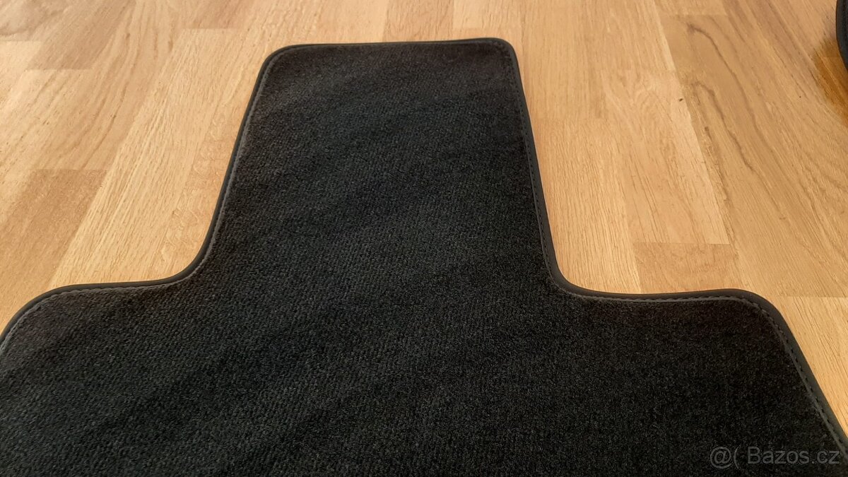 BMW e53 X5 OE Velurove koberečky NOVÉ - 6
