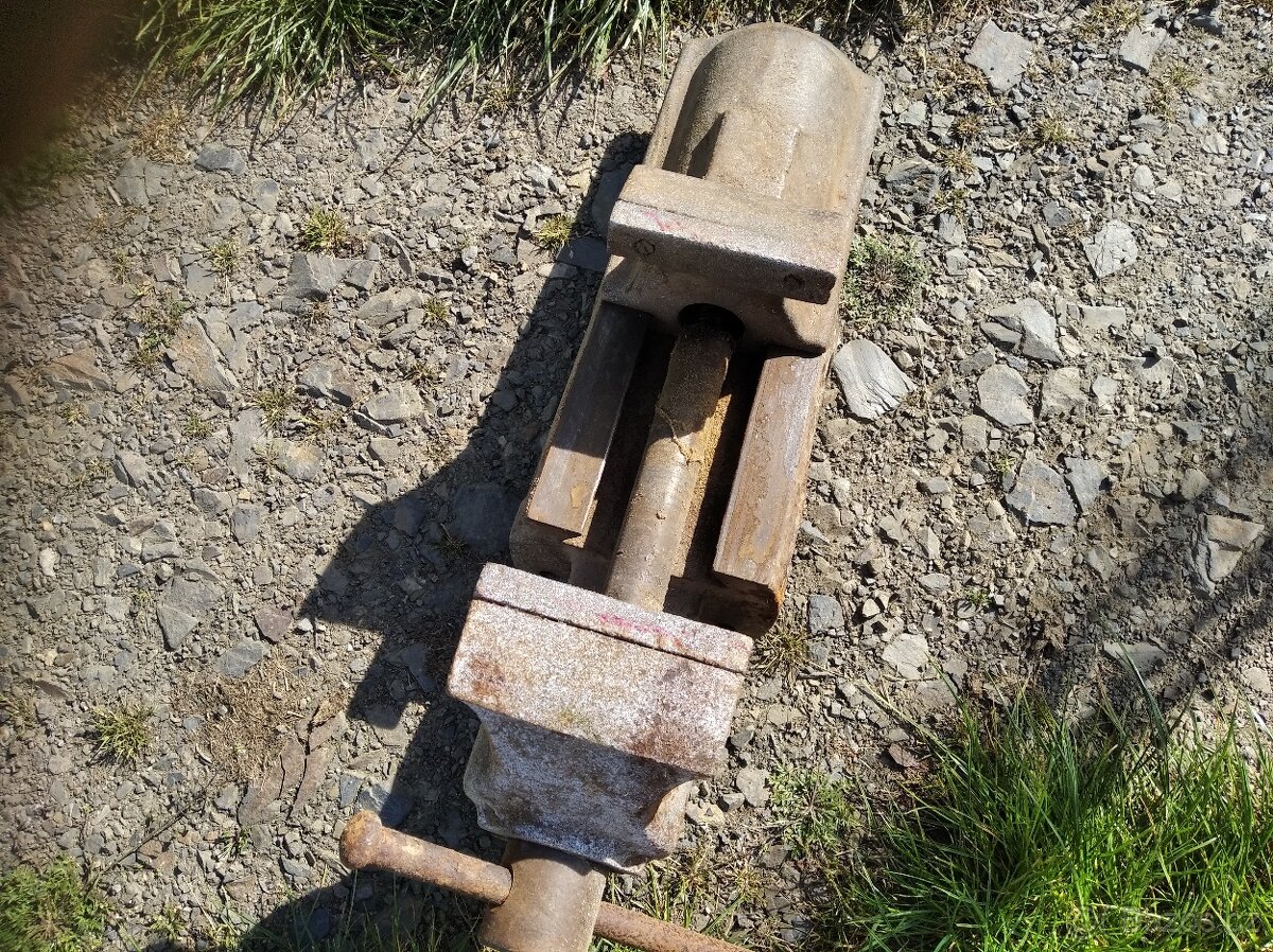 Zámečnický svěrák - 6