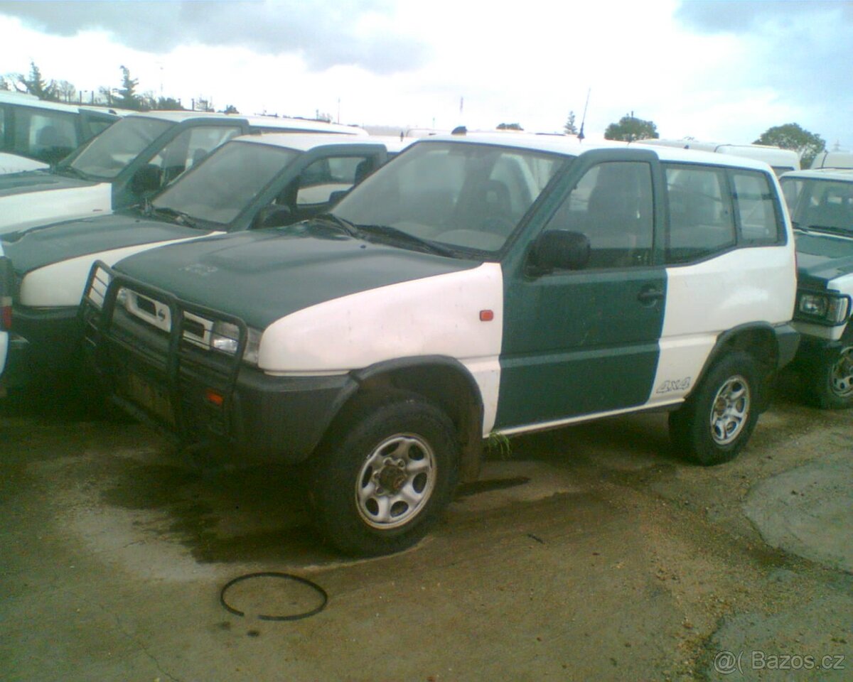 Nissan Terrano 2 - Náhradní díly - 6