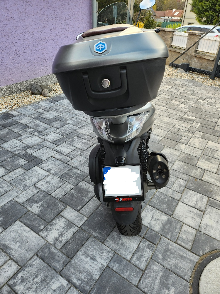 Piaggio Beverly 350 - 6