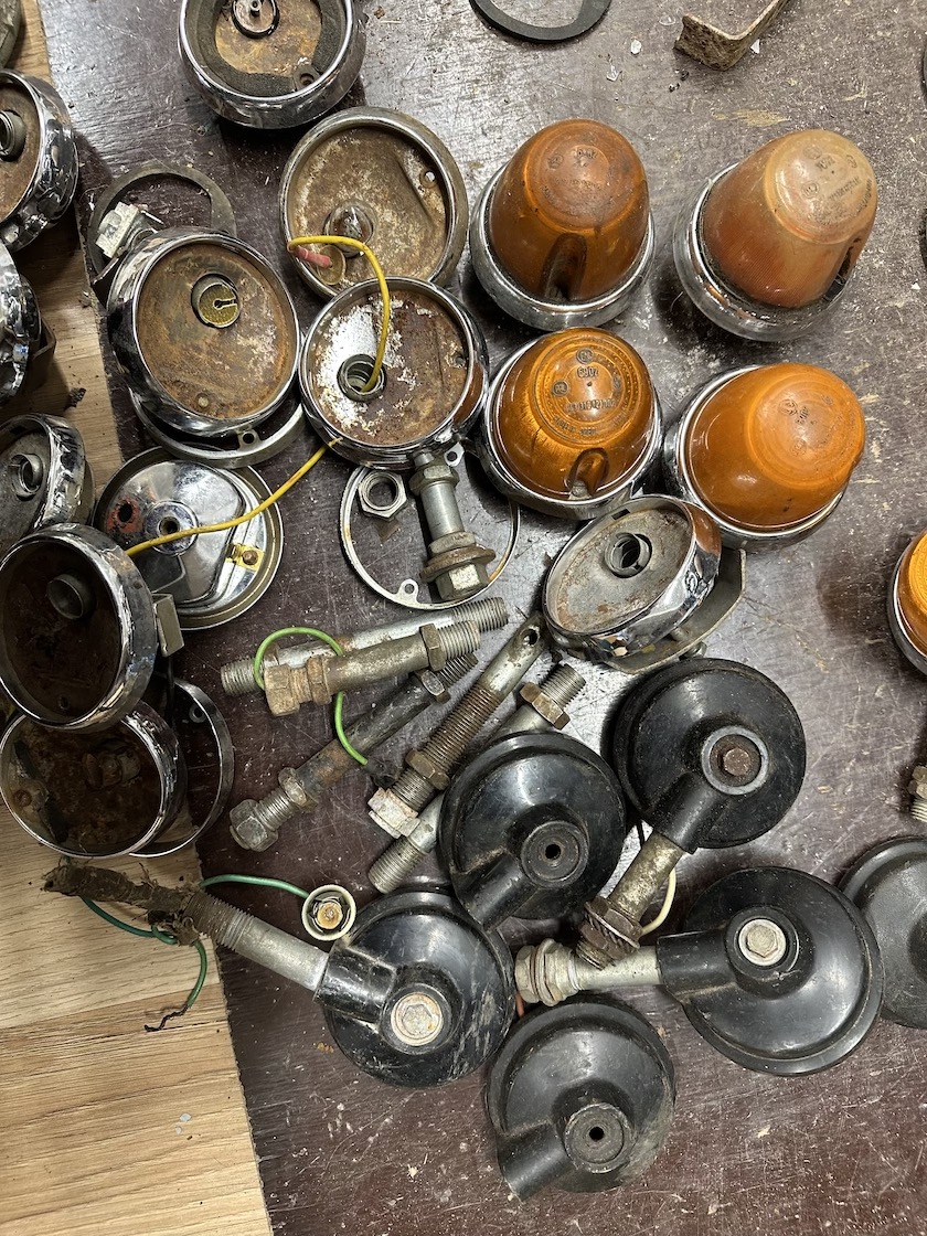 Predám smerovky JAWA 350/634 prvni typ, komplet sada - 6