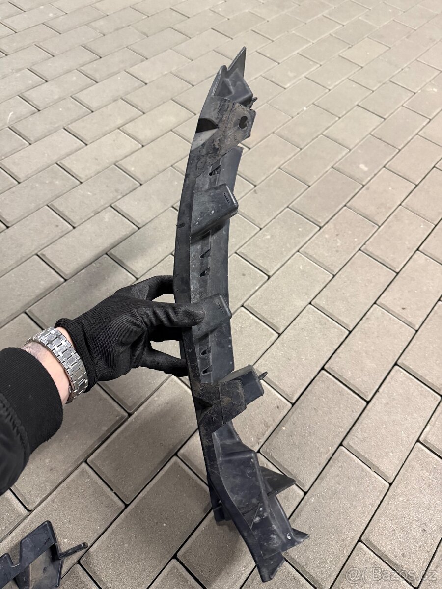 Dodge Charger 2017 díly - 6