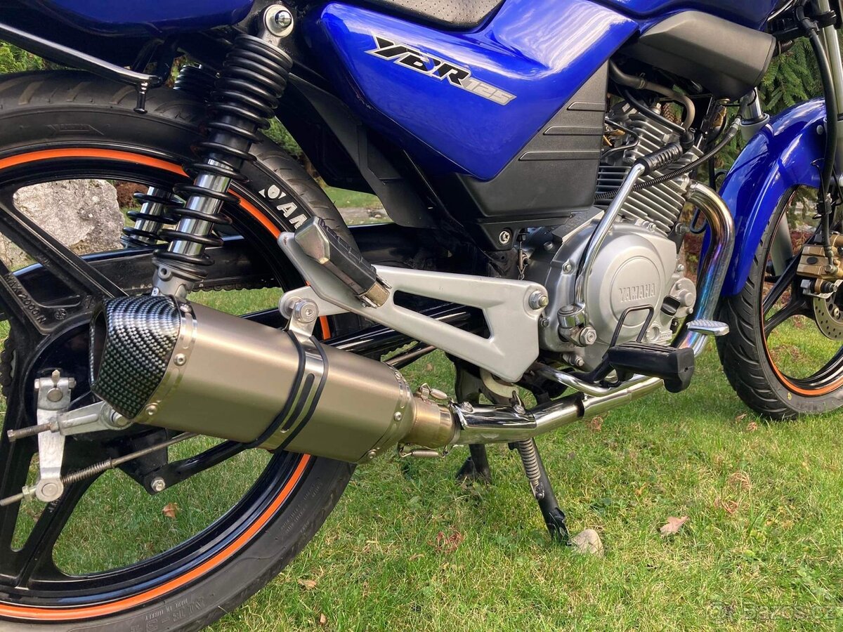 Yamaha YBR 125 - 6