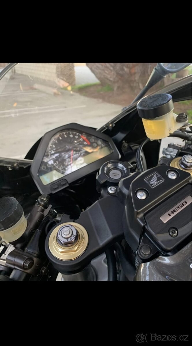 Honda cbr 1000 rr - 6