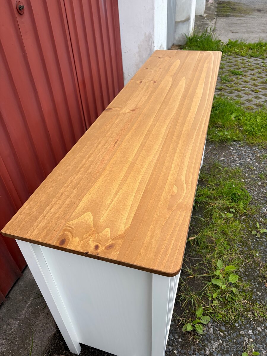 Masivní komoda Bruna 150 cm - 6
