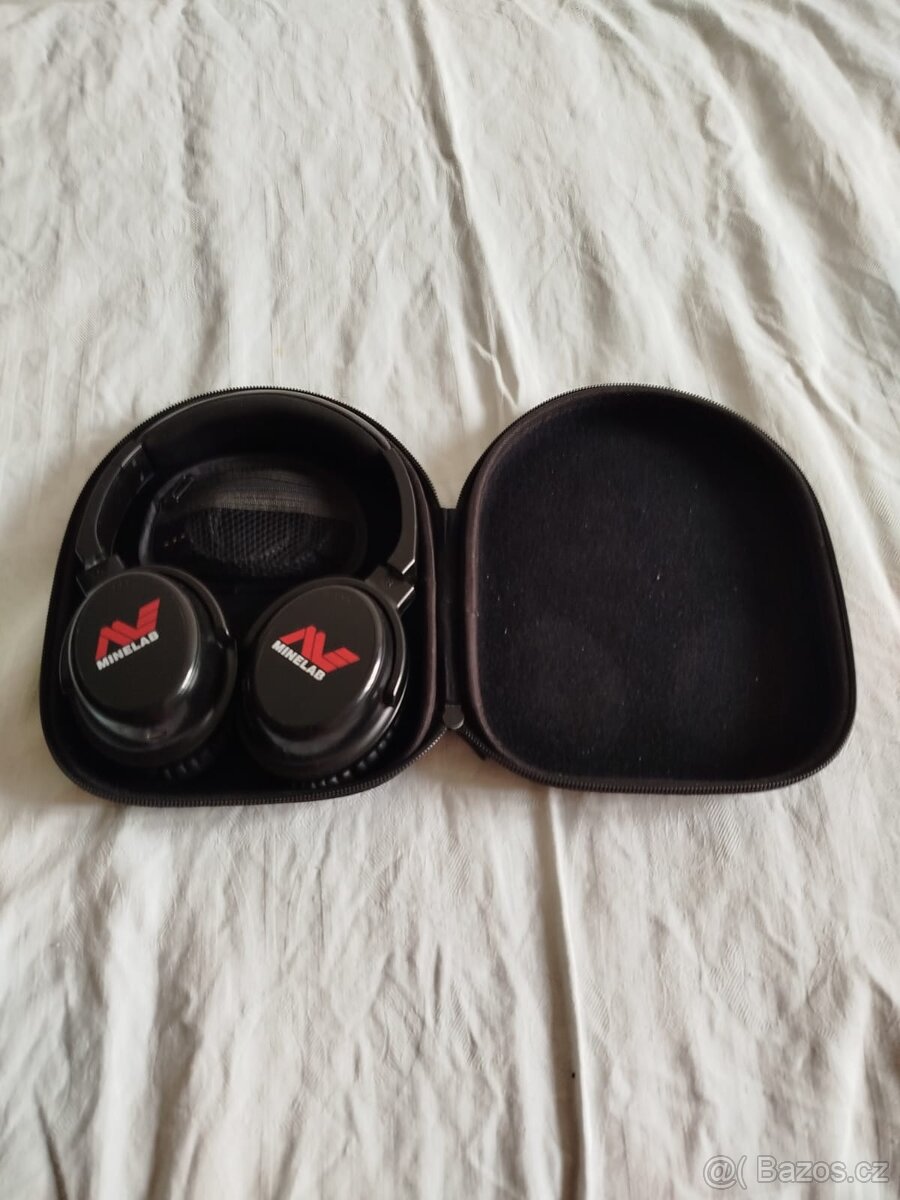 Detektor kovu Minelab Equinox 800 - 6