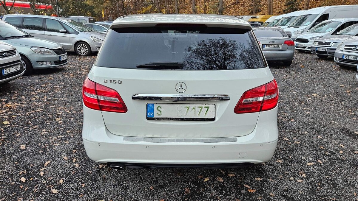 Mercedes Benz B 180, 2012, 99 tkm, xenony, navi, serviska - 6