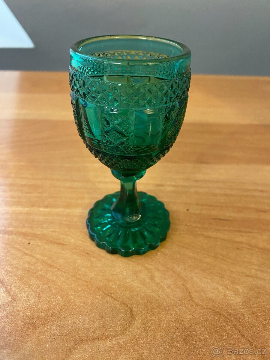 Sběratel nabízí straré panáky - 6