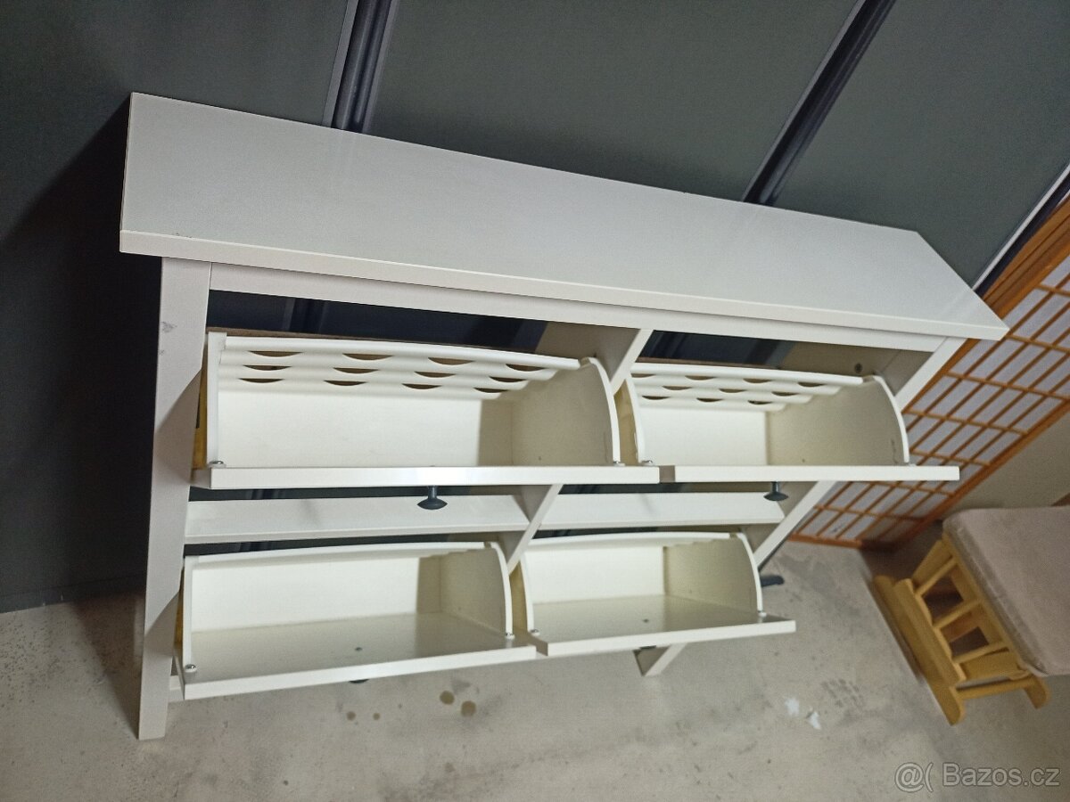 Prodám hezký botník IKEA HEMNES - 6
