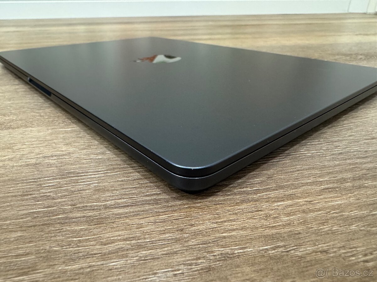 MacBook Air 13" M2 (2022) - 8GB/256GB - 6