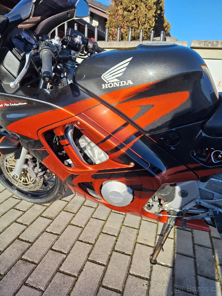 Honda cbr 600f-35kw - 6