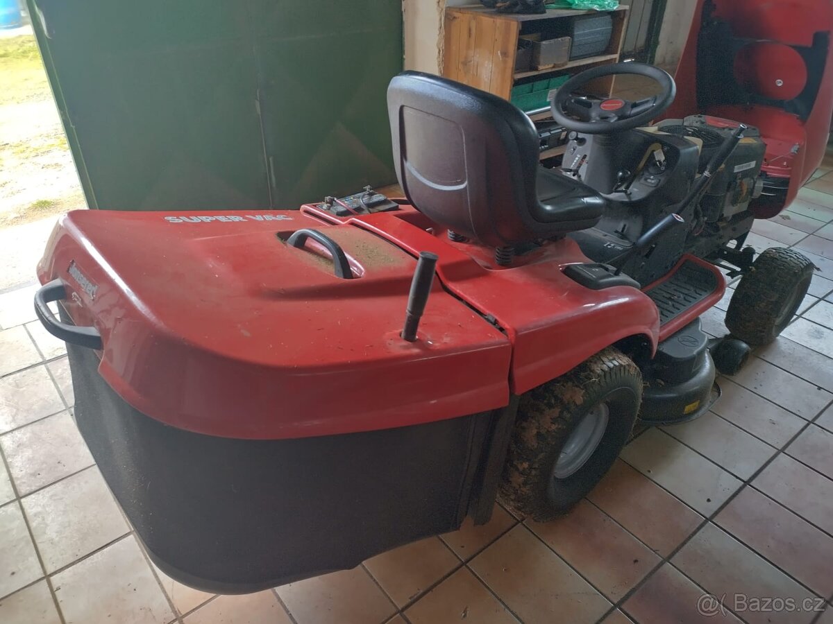 Sekací traktor Jonsered - 6