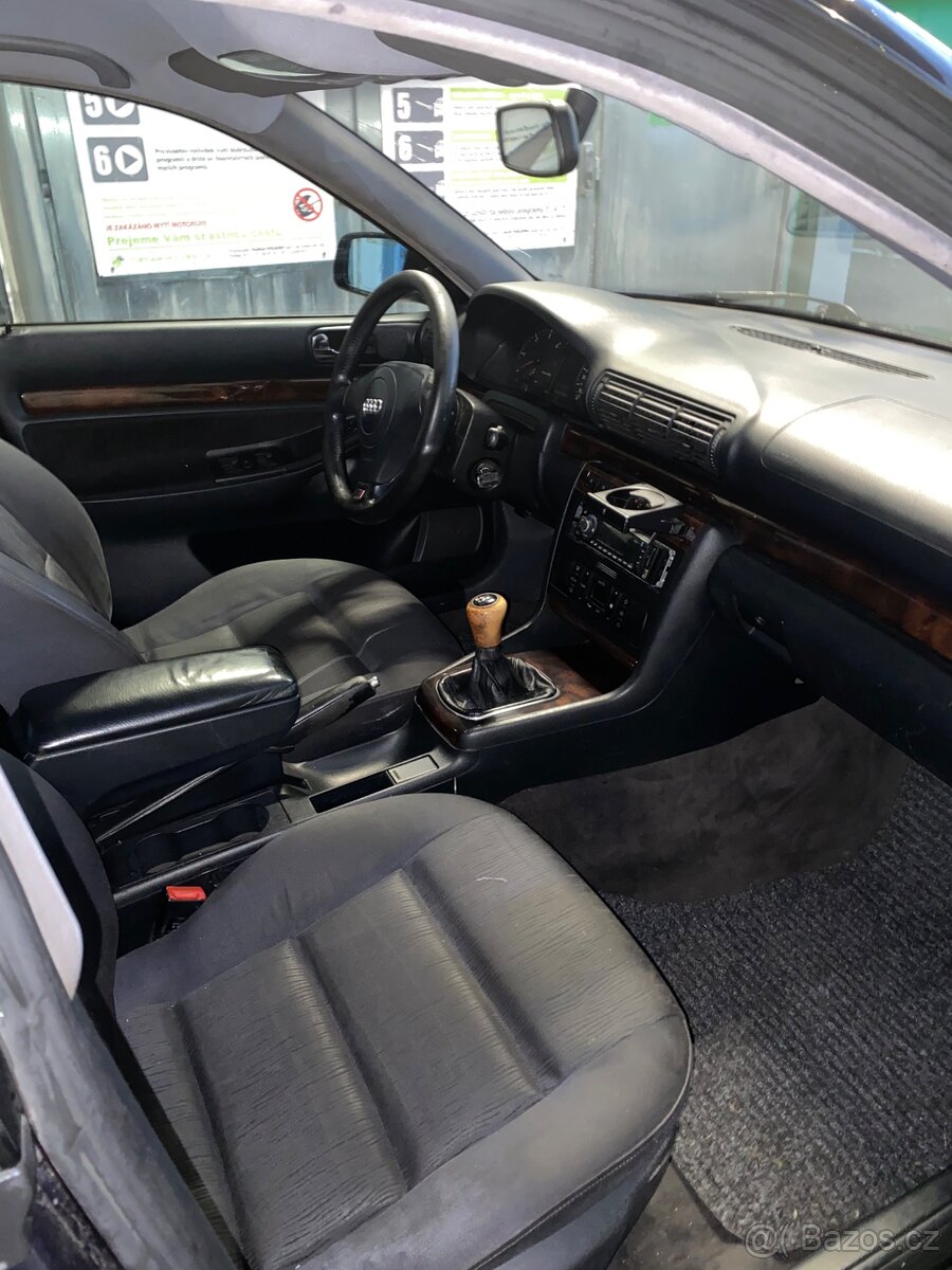 AUDI A4B5 facelift - 6