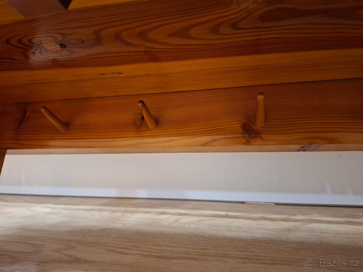 Dřevěná polička na chalupu - 6