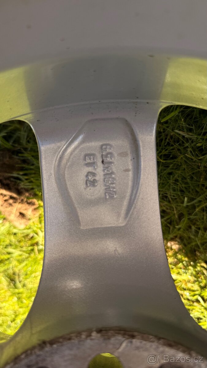 Škoda Superb 3 ALU Kola 215/60 R16 99H XL - 6