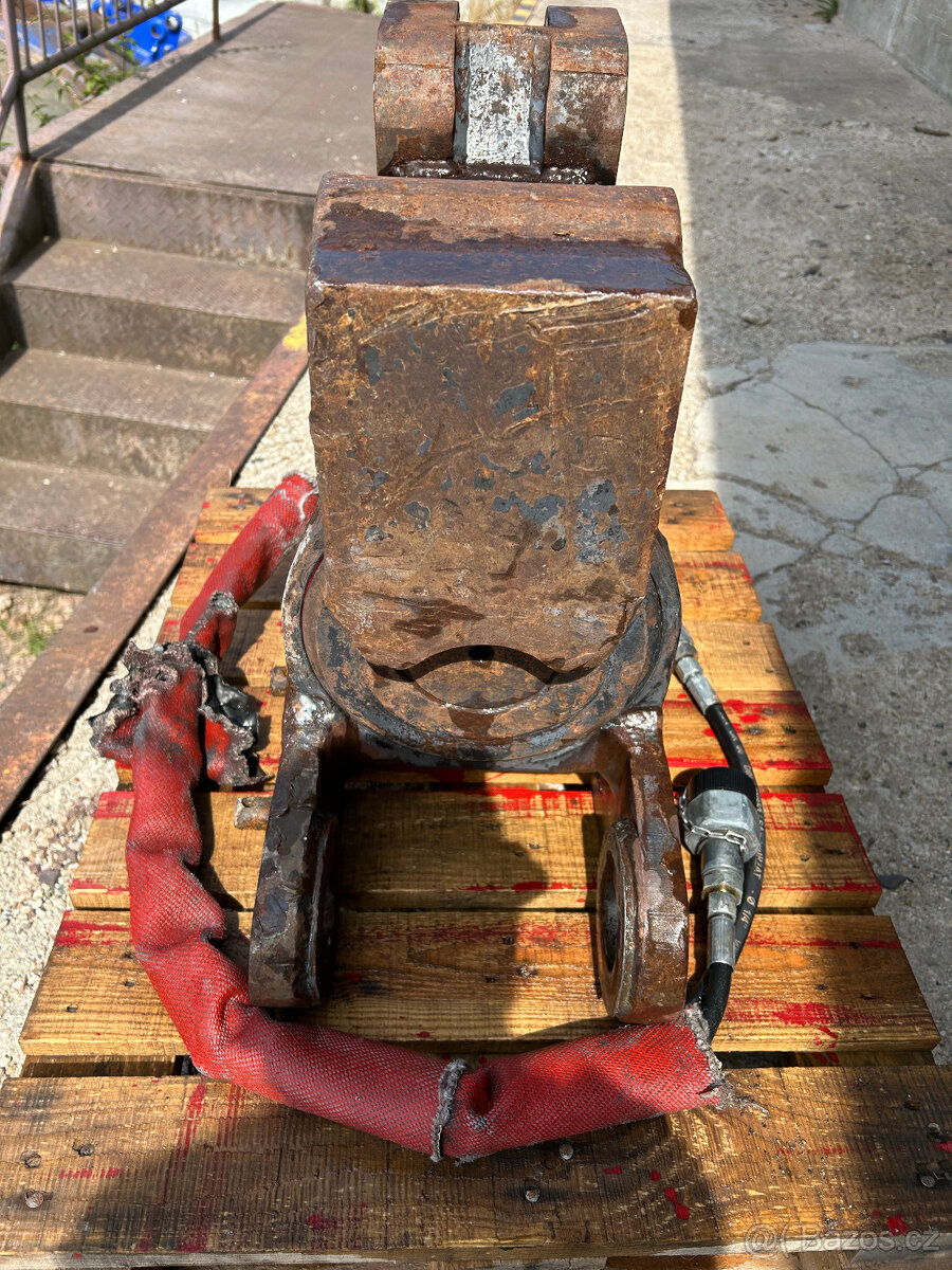 Hydraulická naklápěcí hlava Powertilt PT8 - 6