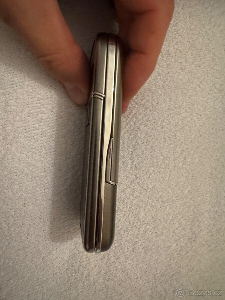 Nokia 8800 Carbone art - 6