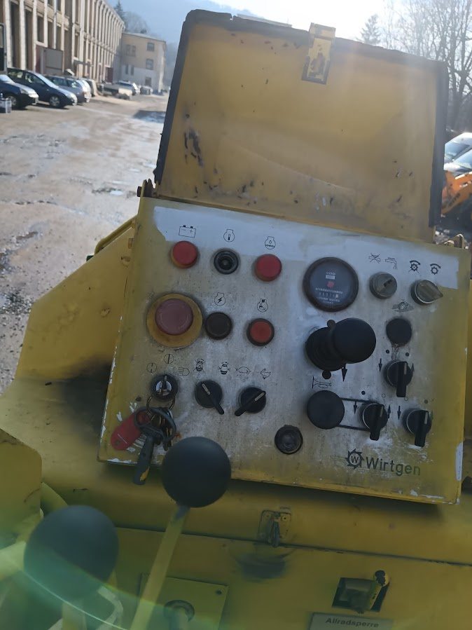 Silniční fréza Wirtgen W500 - - 6