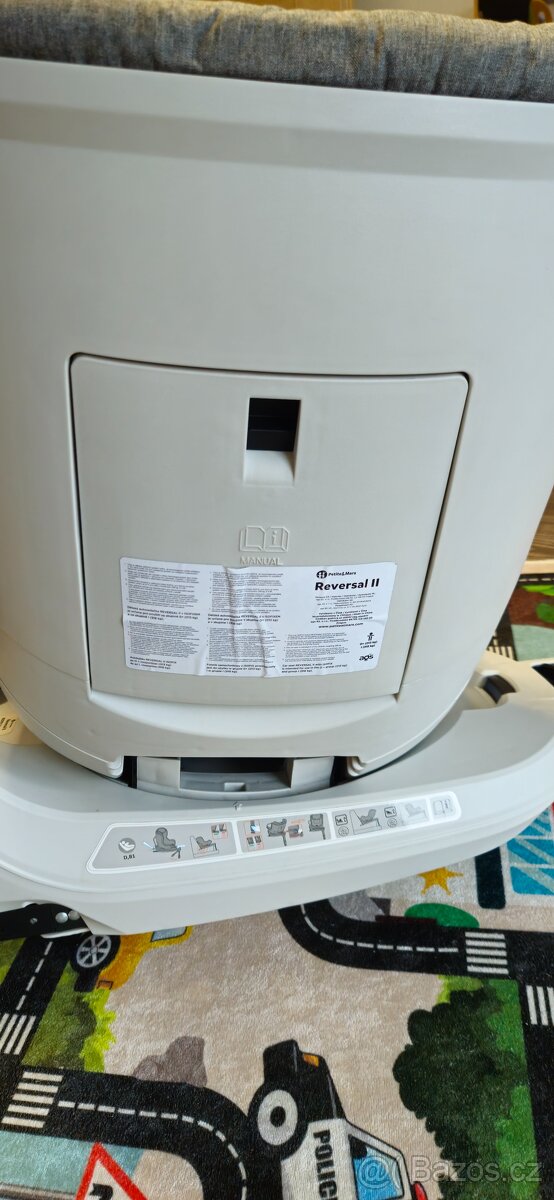 Otočná autosedačka Petite&Mars Reversal II - 6