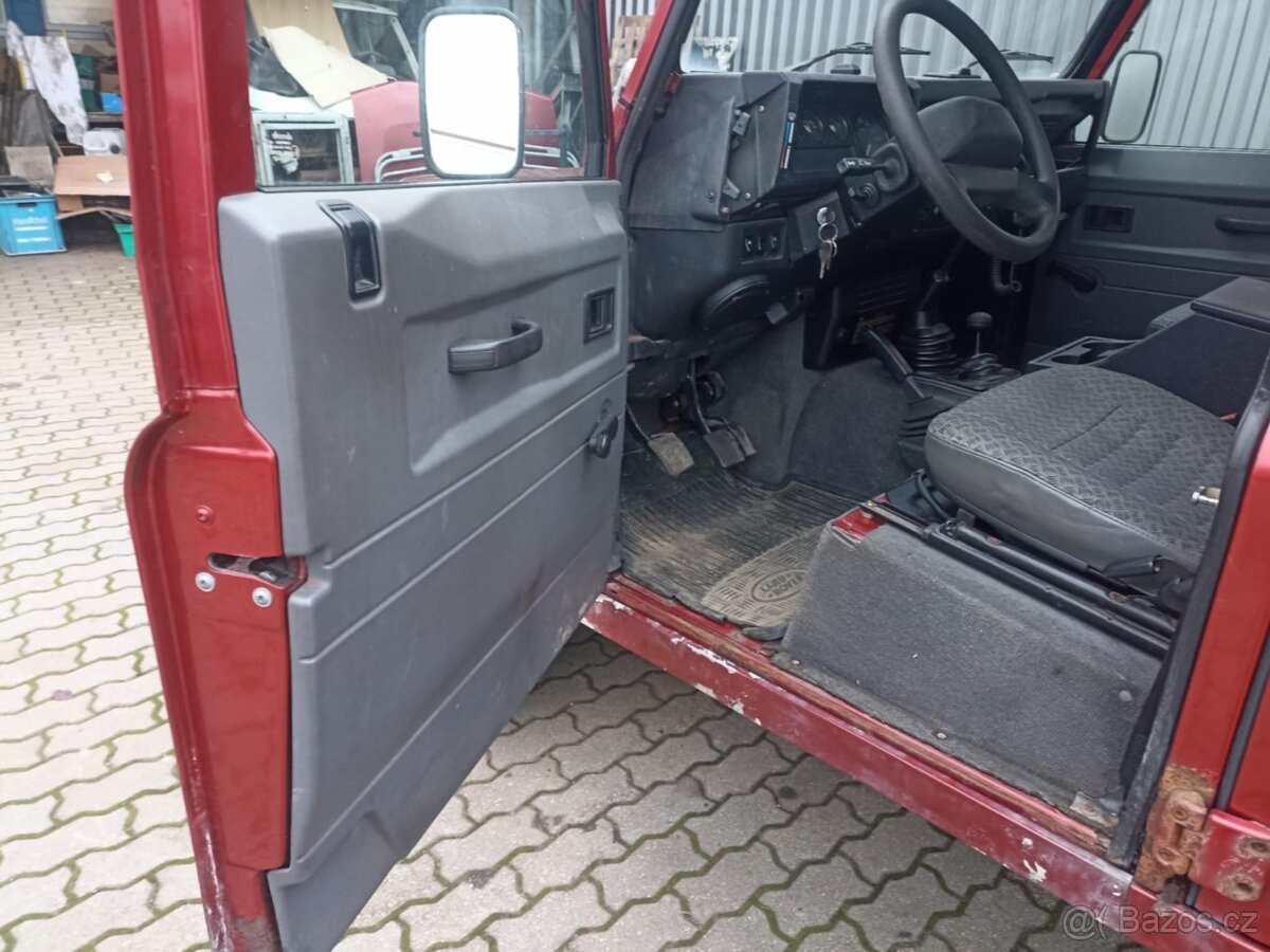 Land Rover Defender 110 TD5 - 6