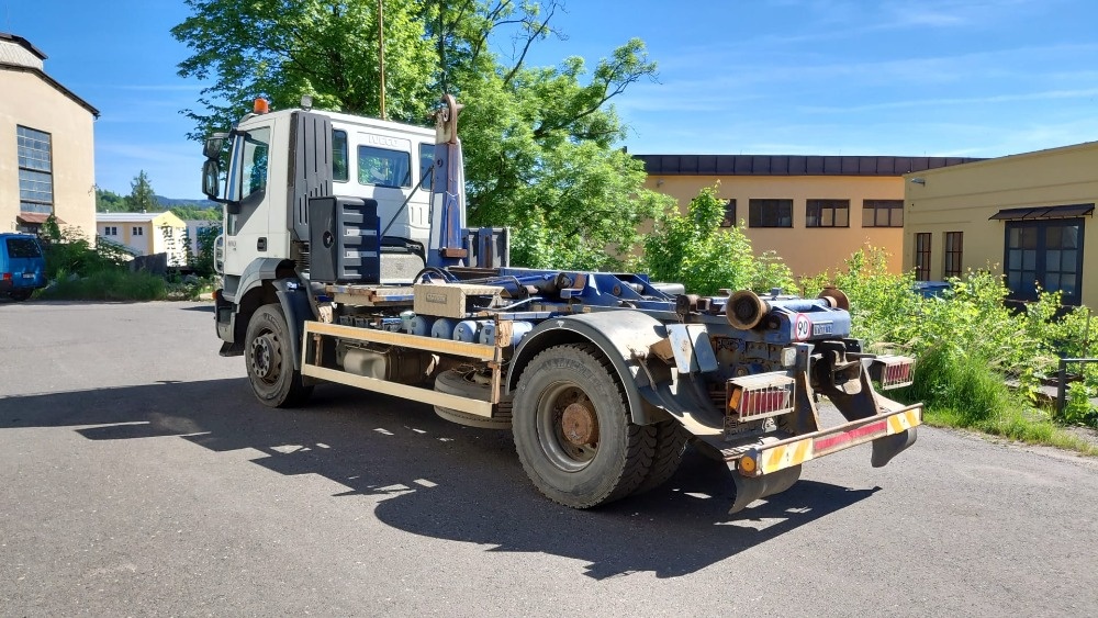 Prodám Iveco 410 Trakker - 6