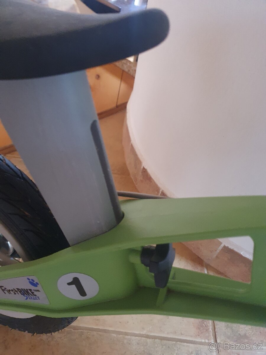 Odrážedlo First Bike (stav nového) - 6