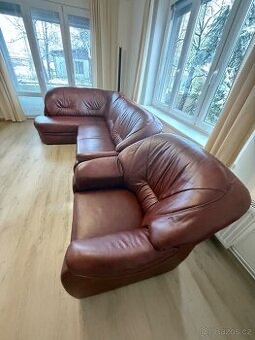 Kožená sedací souprava – rozkládací sofa + křeslo, TOP stav - 6