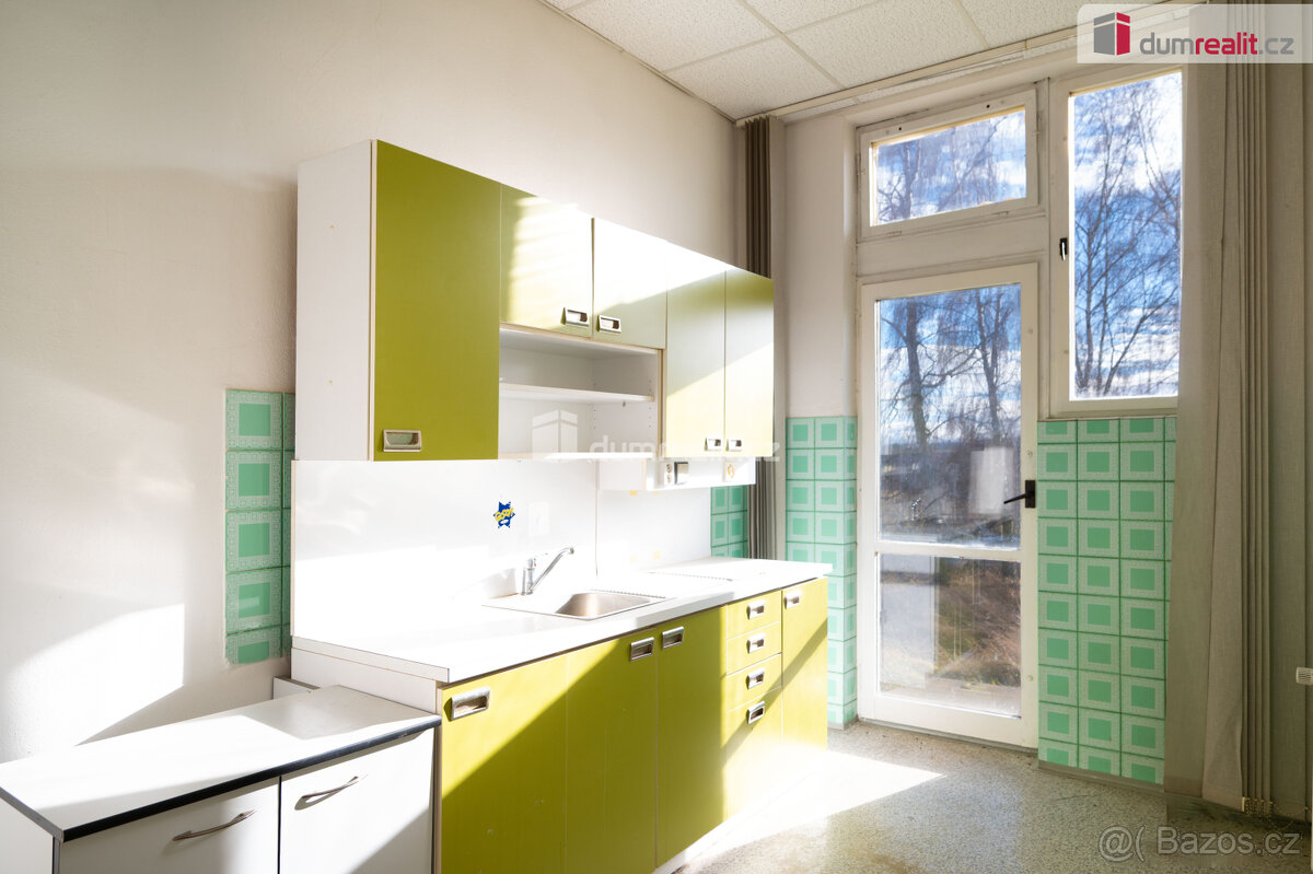 K pronájmu, výrobní a skladovací prostory v obci Vlkonice u - 6