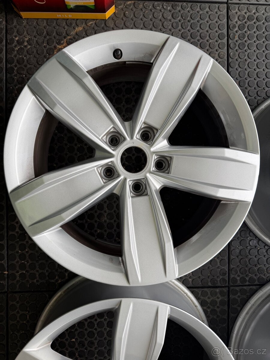 Alu VW Corvara 7x17 ET 40 5x112 - 6