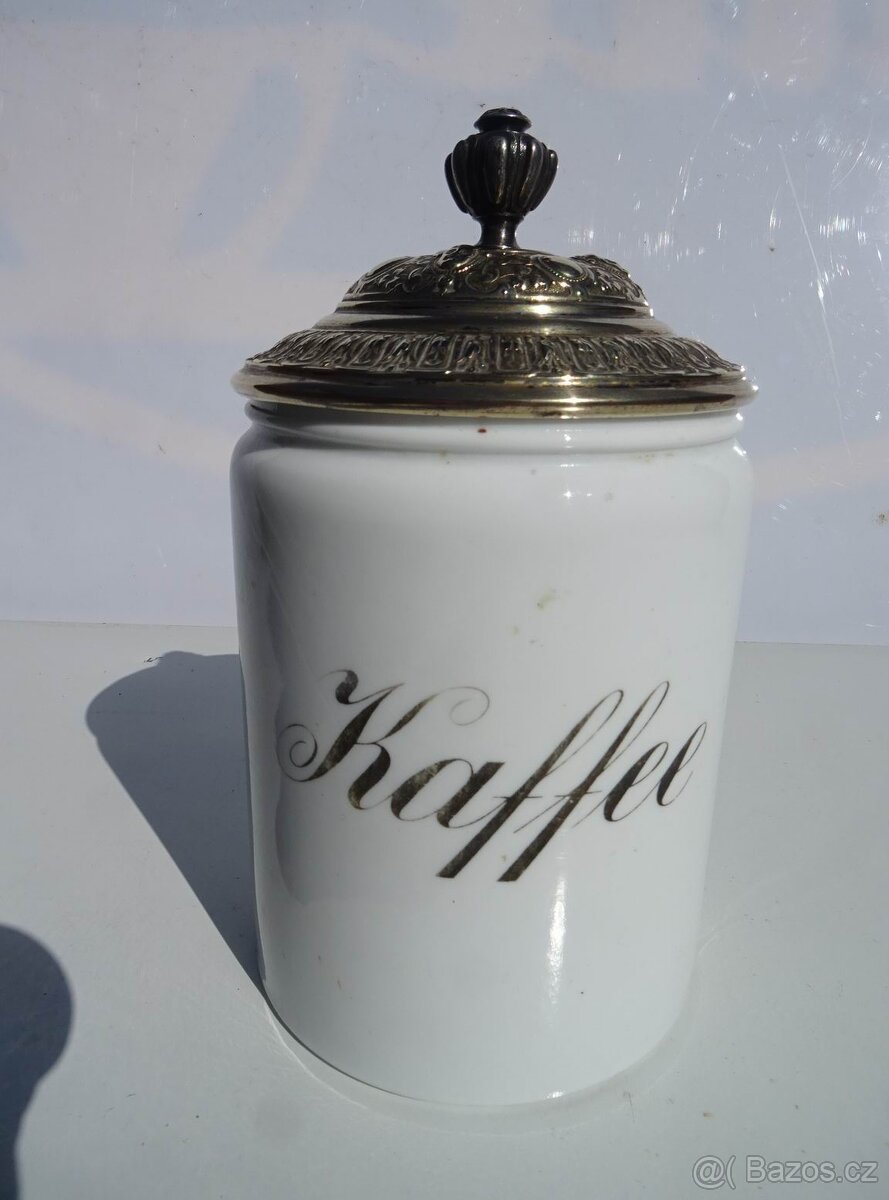 Staré barevné lahvičky . - 6