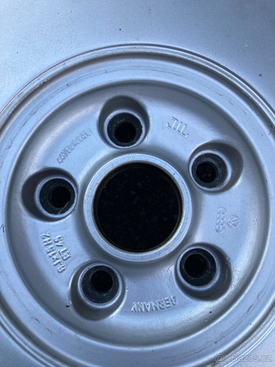 Audi 200 turbo typ 44 kola 6x15” - 6