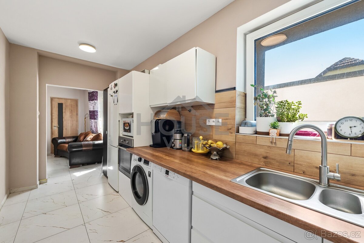 Prodej rodinného domu 213 m², Kojetice, ev.č. 01123 - 6