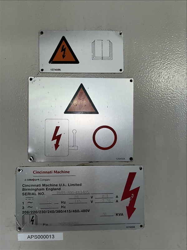 CNC obráběcí centrum Cincinnati ARROW WMC-750 - 6