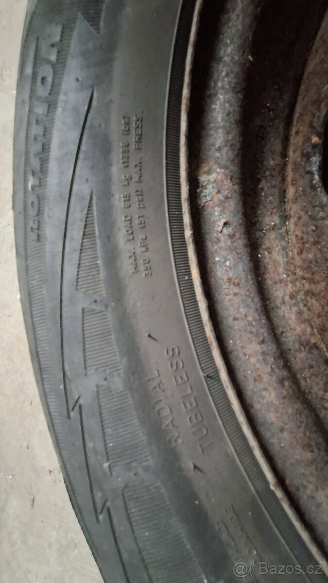 Prodávám kola na Ford Fusion - 6