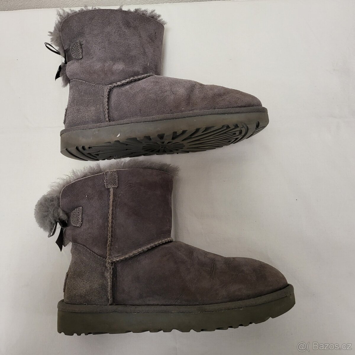 boty UGG Mini Bailey Bow, šedé, teplé, č.37 - 6