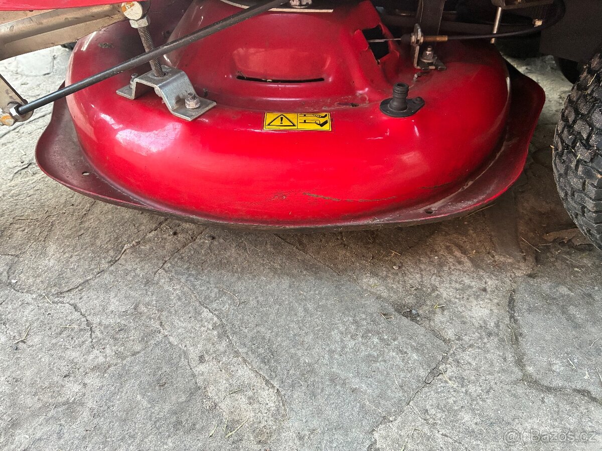 Zahradní traktůrek XE 80 VD - 6