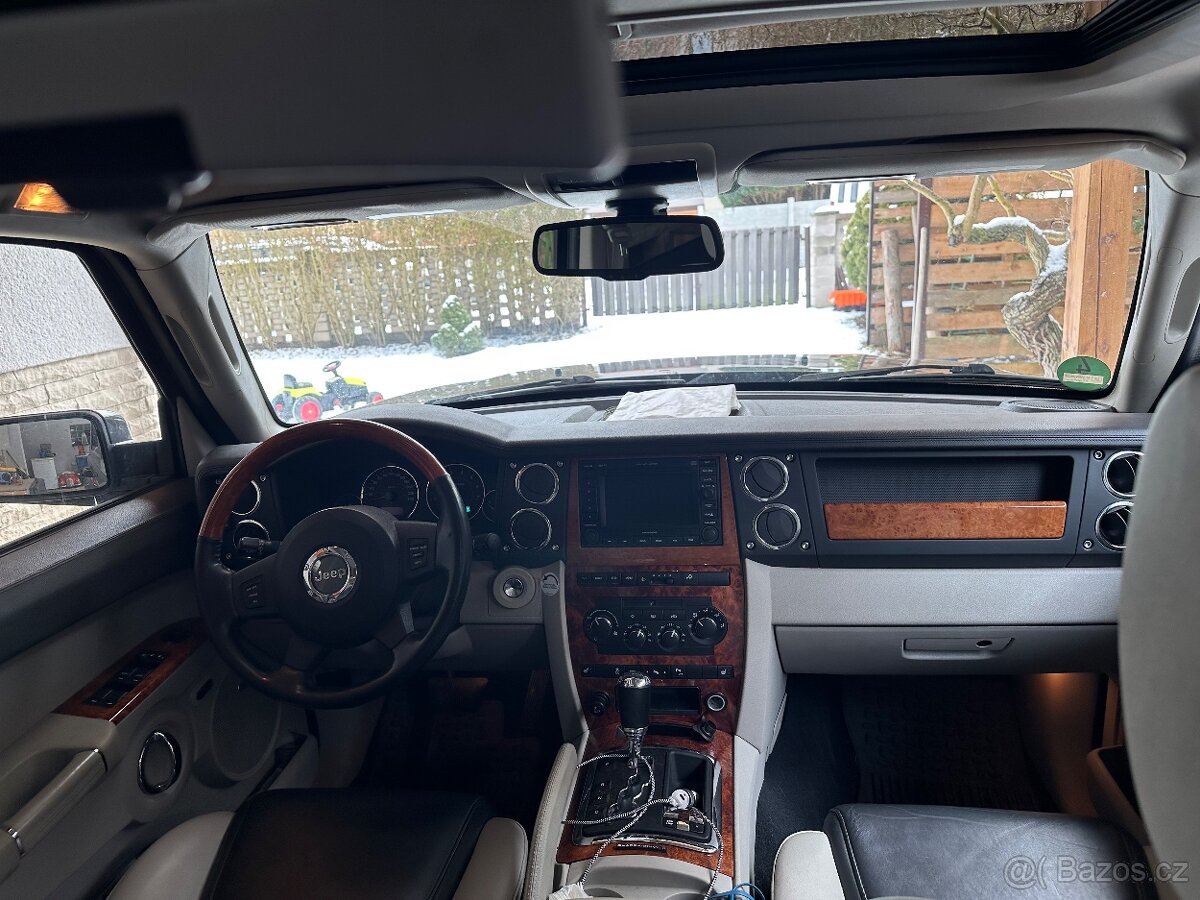 Jeep Commander 5.7 - 6