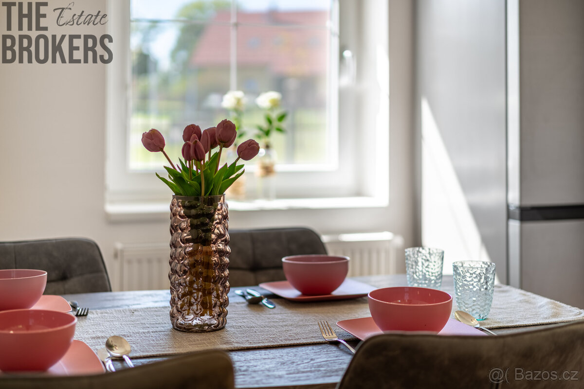 Prodej rodinného domu, užitná plocha 124 m², pozemek 1000 m, - 6