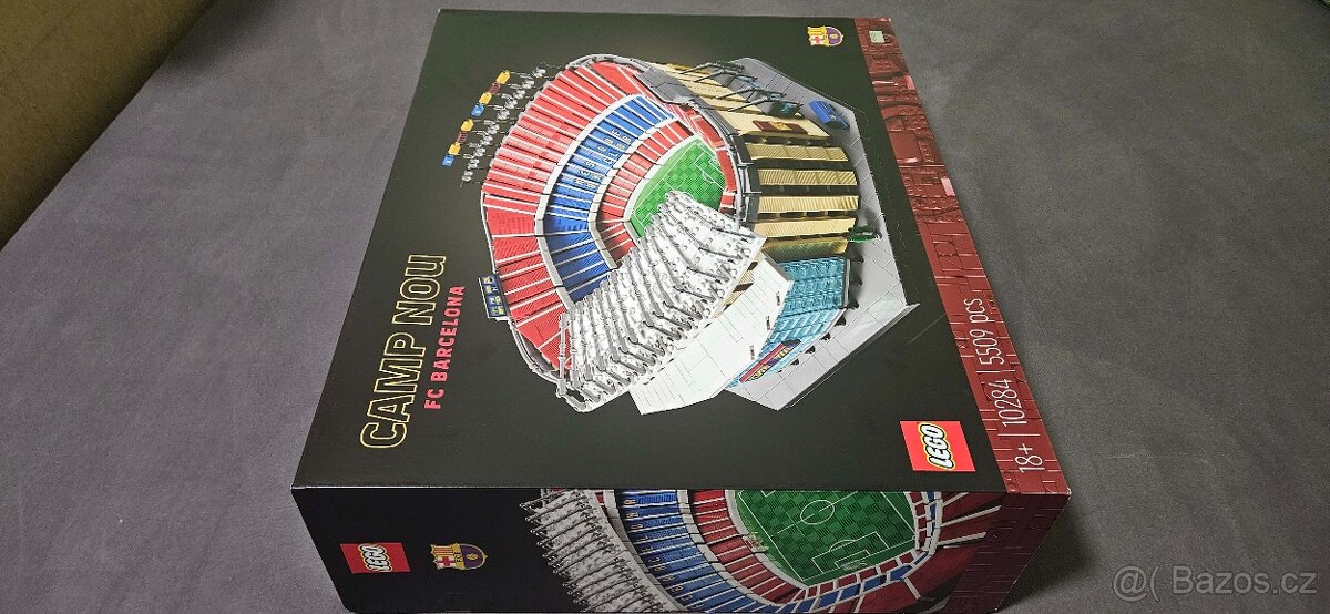 Lego 10284 Camp Nou - 6