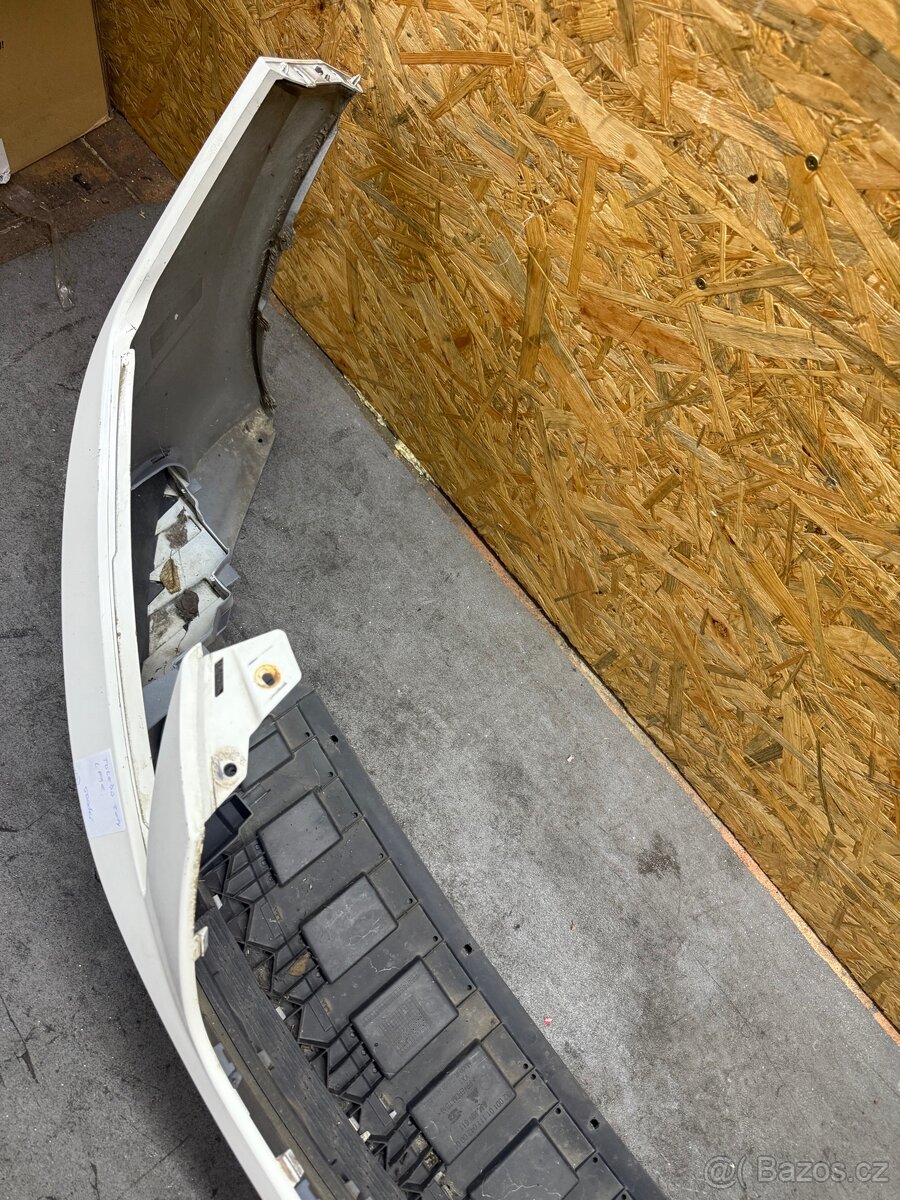 Přední nárazník Seat Toledo 2014 - 6