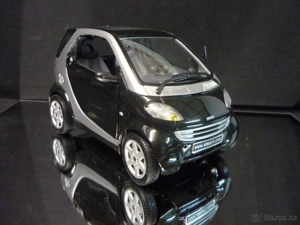 Smart Coupe Maisto 1/18 - 6