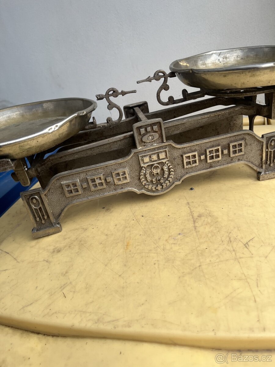 Staré kuchyňské váhy - 6