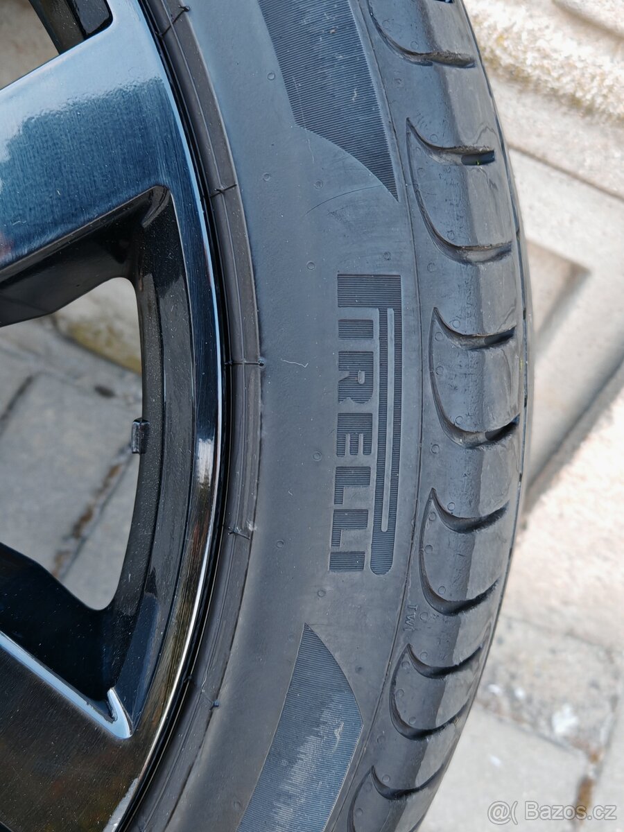 SUZUKA TIGUAN R-LINE ALU R20 5x112 - 6