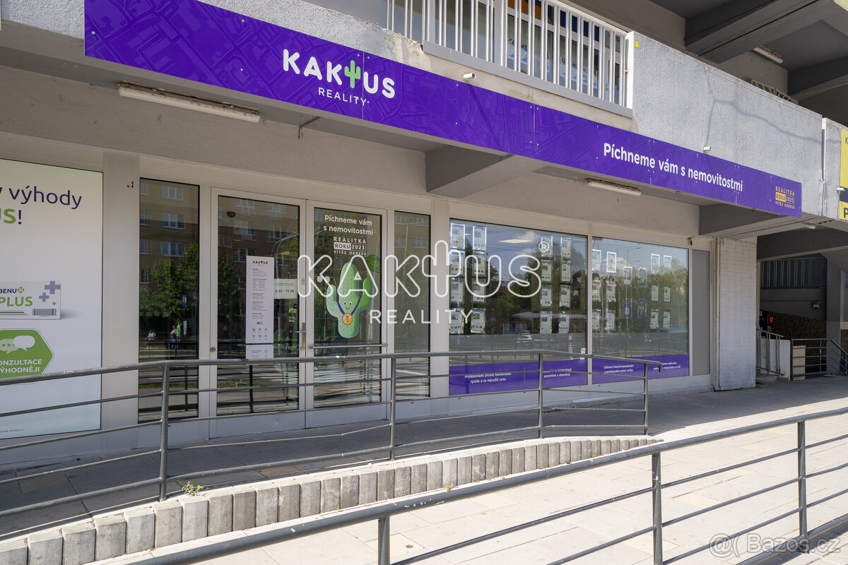 Pronájem obchodního prostoru (124m2) na ulici Výškovická, v - 6