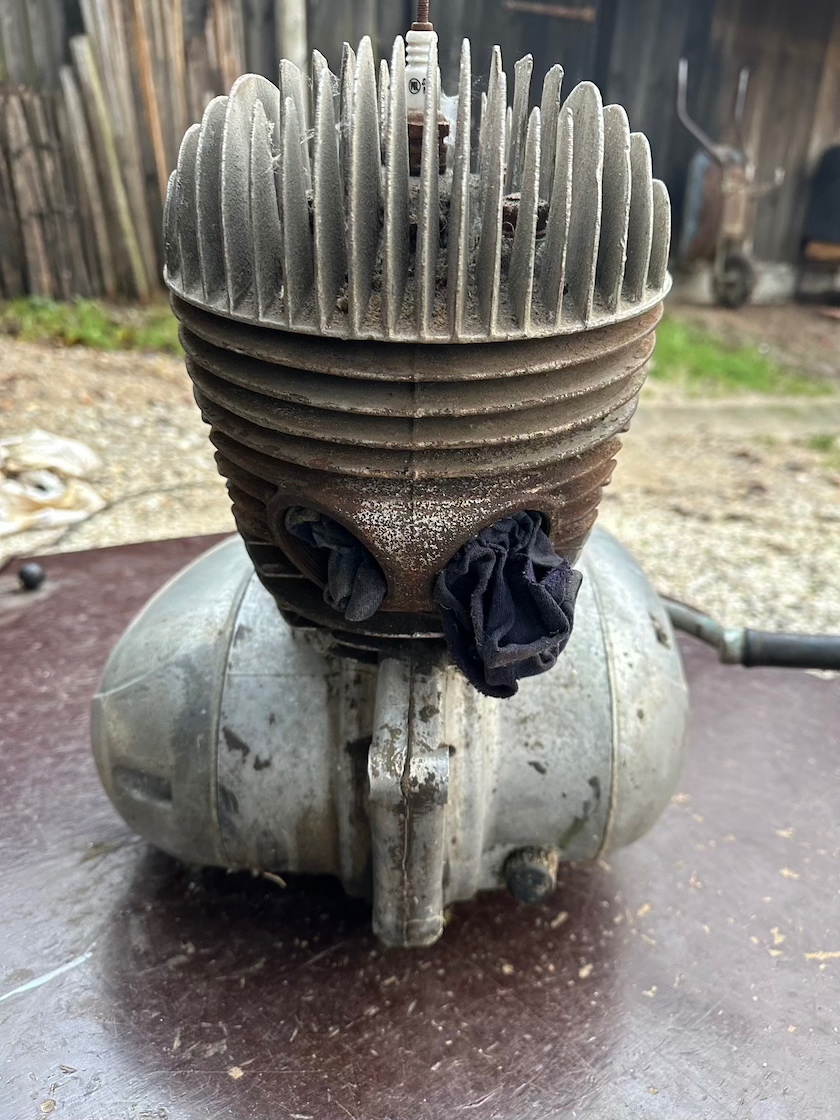 Predám motor JAWA 250/559 panelka pretáča a radí - - 6