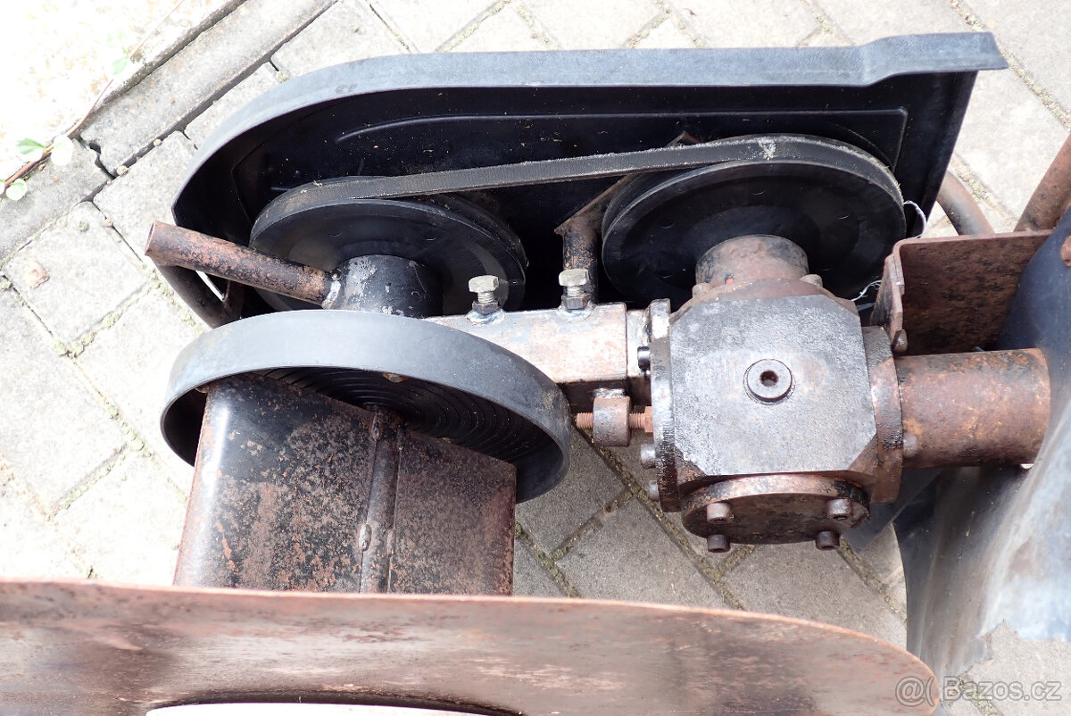 vari - bubnová sekačka Dakr RZS 68-16 + náhradní nože - 6